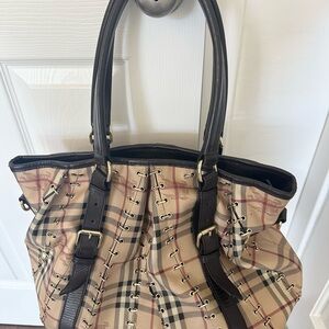 Authentic BURBURRY Haystack Bag